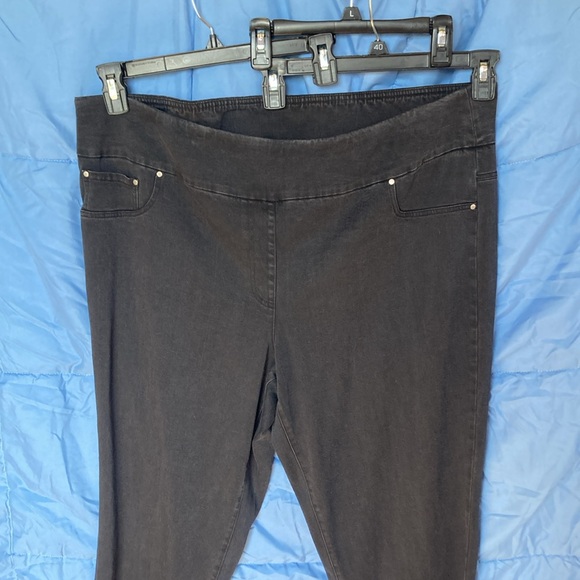 Ruby rd Tencel blend raw hem pull on ankle pant size 2X - Picture 6 of 17